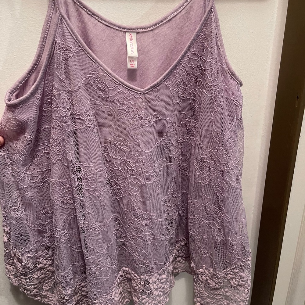 Flowy Tank